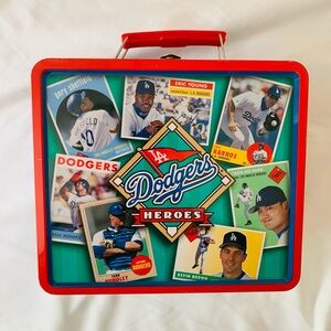 MLB Vintage 1999 Los Angeles LA Dodgers Heroes Collectible Metal Tin Lunchbox